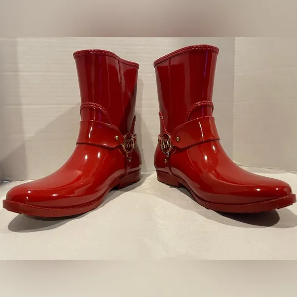 MICHAEL KORS Fulton Red Gold Waterproof Ankle Rain Boots Women’s Size 8