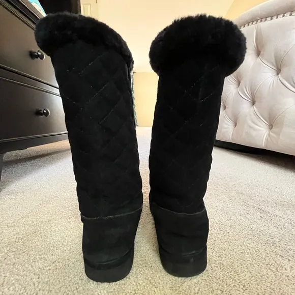 Michael Kors Sandy Quilted Suede Black Sherpa Lined Women's Boots Size 8