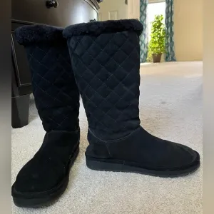 Michael Kors Sandy Quilted Suede Black Sherpa Lined Women's Boots Size 8