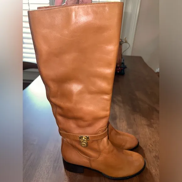 Michael Kors Women’s Boots, genuine leather, Tan color, size 8