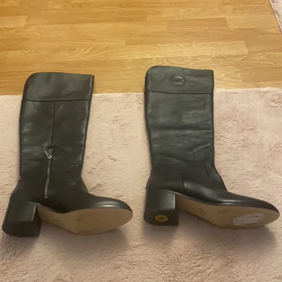 MICHAEL Michael Kors Dylyn Black Riding Boots