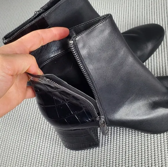Michael Michael Kors leather black boots