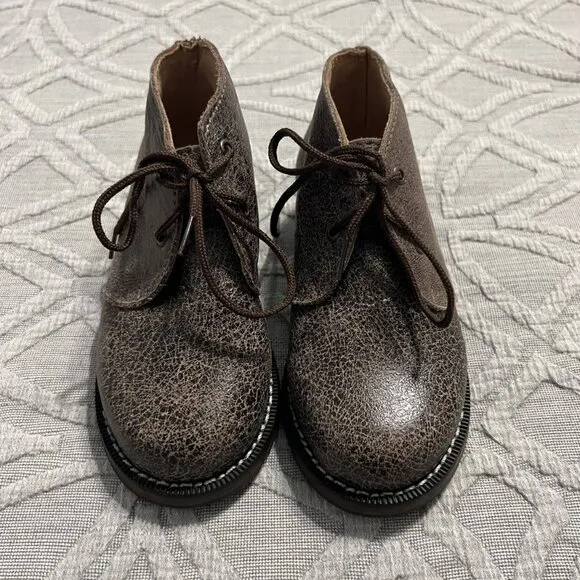 Mikoleon Sz 28 (11 US) Brown Crackle Leather Chukka Boots