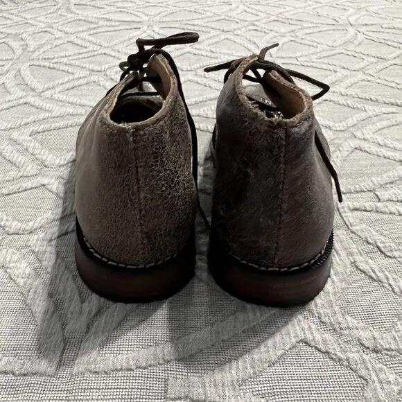 Mikoleon Sz 28 (11 US) Brown Crackle Leather Chukka Boots