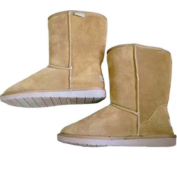 MinneTonka Olympia Women's Boots