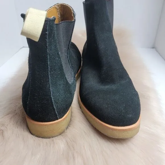 MNML Black Suede Chealsy Boots