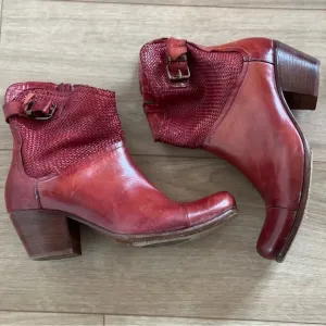 MOMA Ankle Boots Red Burgundy Leather made in Italy Sz 40