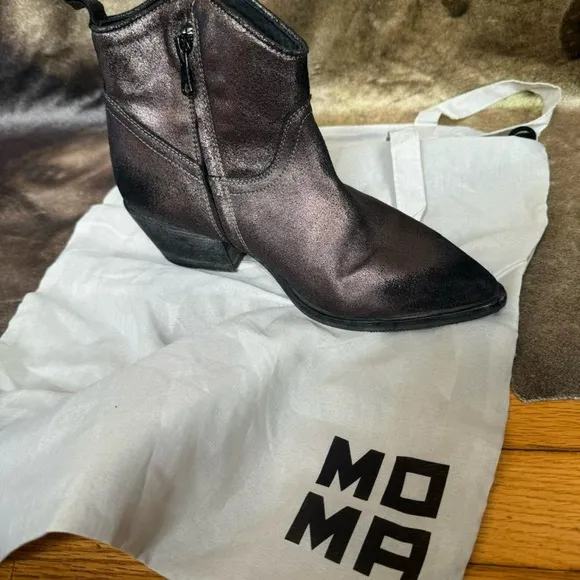 MoMa western cowboy ankle bronze brown pre distressed leather boots size 37