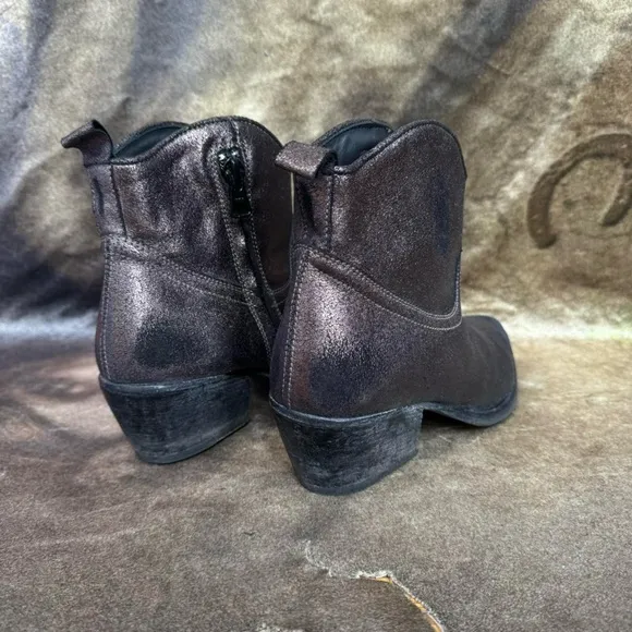 MoMa western cowboy ankle bronze brown pre distressed leather boots size 37
