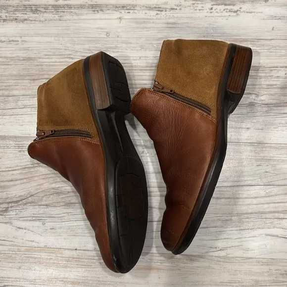 NAOT Helm boots in cognac size EU 41