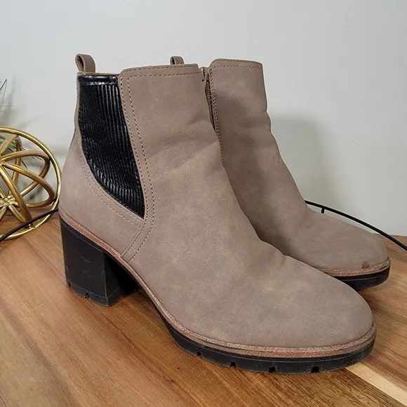Naturalizer Madalynn Gore Boot Size 9.5