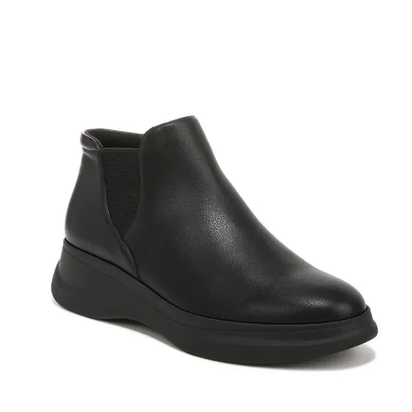 Naturalizer Women's, Genn-Swerve Bootie (WIDE)