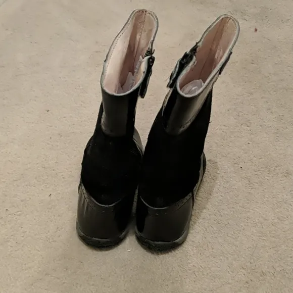 Naturino Black leather boots Size 27 (10/10.5 US)