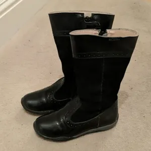 Naturino Black leather boots Size 27 (10/10.5 US)