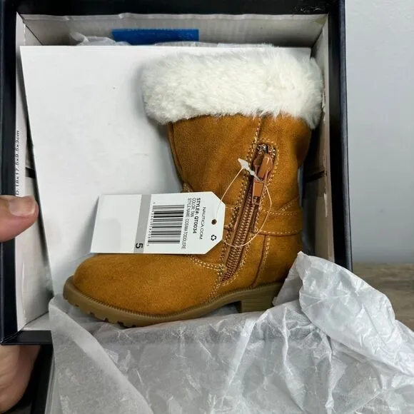 NAUTICA Girls Warm Boots-Cold Weather Fashion With Sherpa Fur Size 5 # B-34