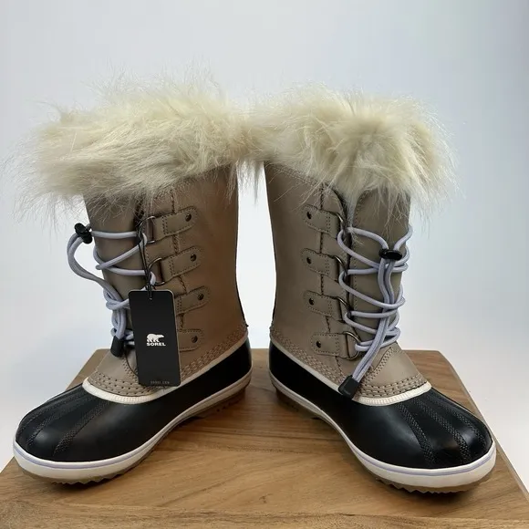 New $115 Big Kids Sorel Joan of Arctic Fur Waterproof Taupe Boot Boots Size 3 Y