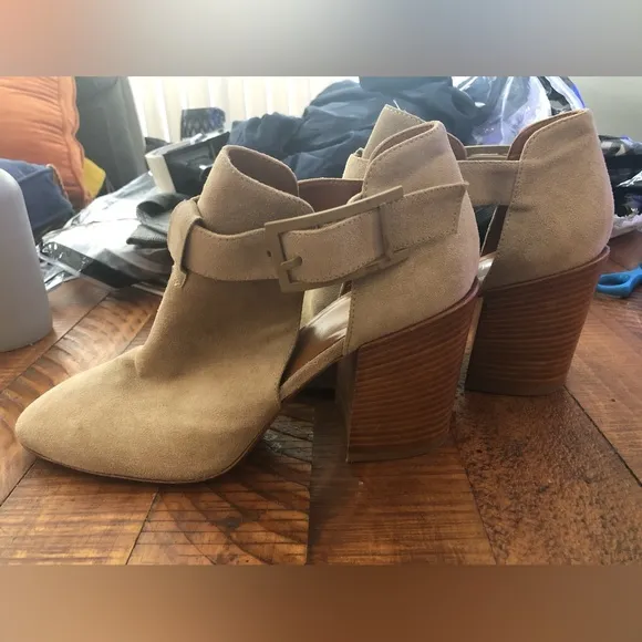 NEW Aquatalia Cut-Out Buckle Camel Suede Boots - Size 10.5