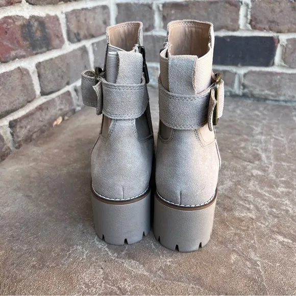 NEW Blondo Dakota Sand Suede Waterproof Ankle Boot Sz 7.5