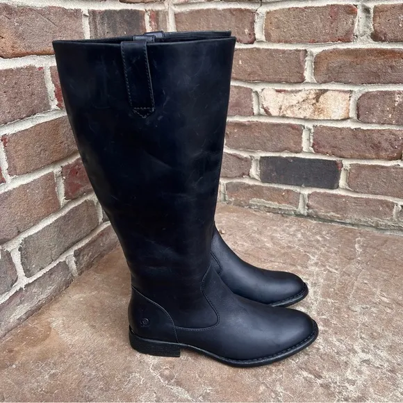 NEW BORN Shaunie Black Leather Knee High Boots Wide Calf Women’s 7.5 M