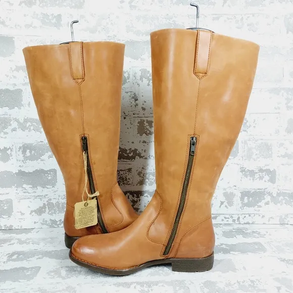 New BORN Shaunie Brown Leather Riding Western Boot D732