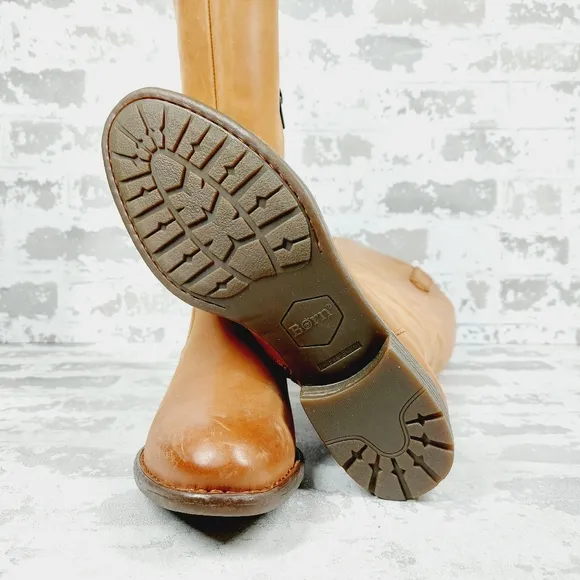 New BORN Shaunie Brown Leather Riding Western Boot D732