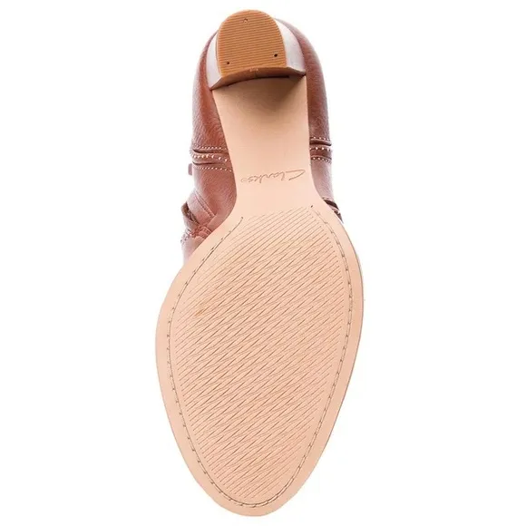 NEW Clarks Ellis Betty Tan Leather Heel Boots, Women’s Size UK 8D US 10.5M
