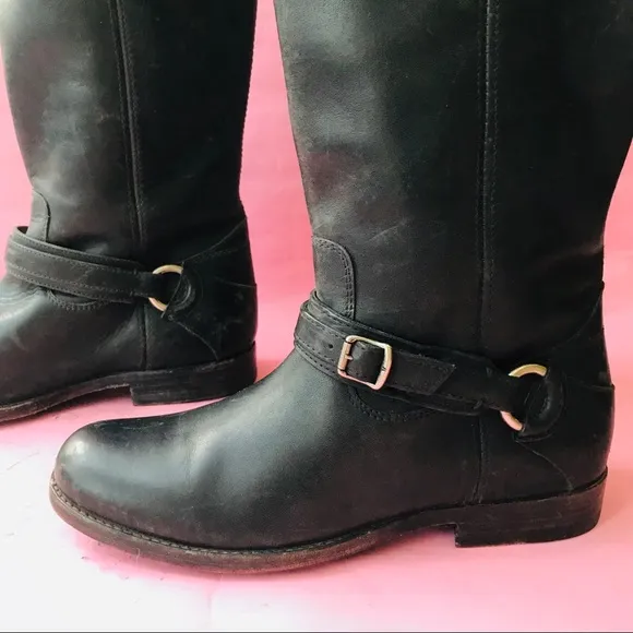 New dark gray Frye pull on leather riding boots