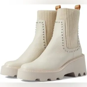 NEW Dolce Vita Hoven Stud H2O Waterproof Chelsea Boots, Ivory Leather Size 9.5