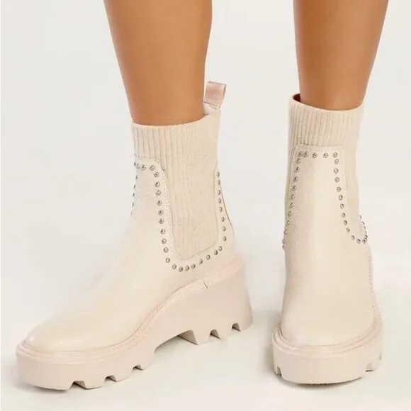 NEW Dolce Vita Hoven Stud H2O Waterproof Chelsea Boots, Ivory Leather Size 9.5