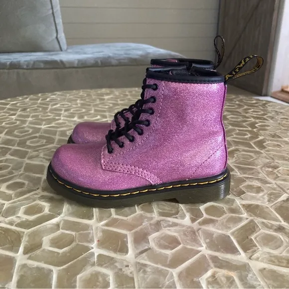 NEW!  Dr. Martens Girls' 1460 Coated Glitter Boots -Little Kid (10)