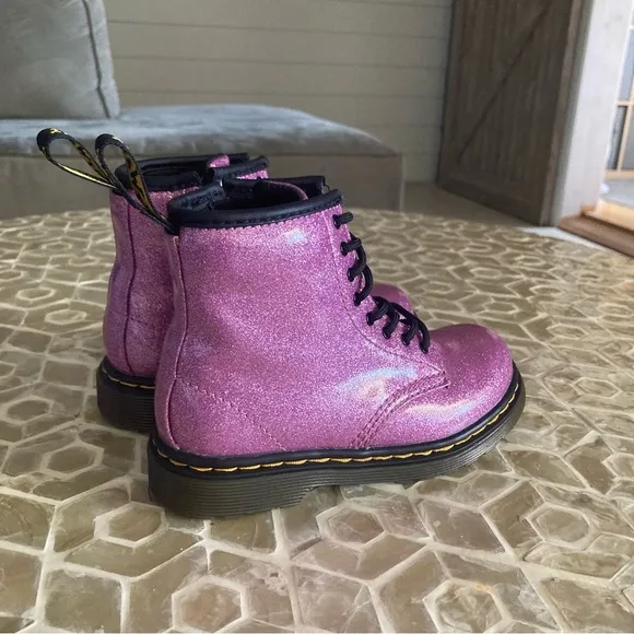 NEW!  Dr. Martens Girls' 1460 Coated Glitter Boots -Little Kid (10)