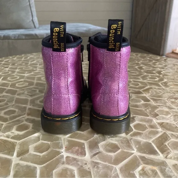NEW!  Dr. Martens Girls' 1460 Coated Glitter Boots -Little Kid (10)