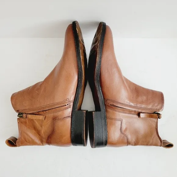 New Franco Sarto Brown Leather Ankle Fashion Western Boots, Size 8,5