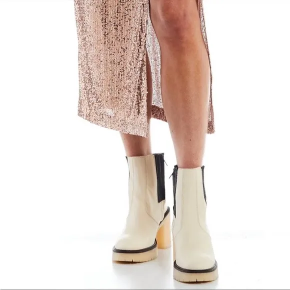 NEW FREE‎ PEOPLE James Chelsea Boots White Leather Chunky Block Heel