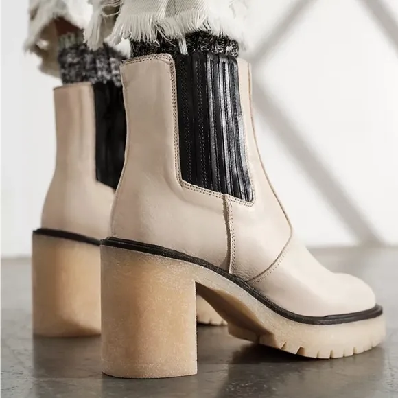 NEW FREE‎ PEOPLE James Chelsea Boots White Leather Chunky Block Heel