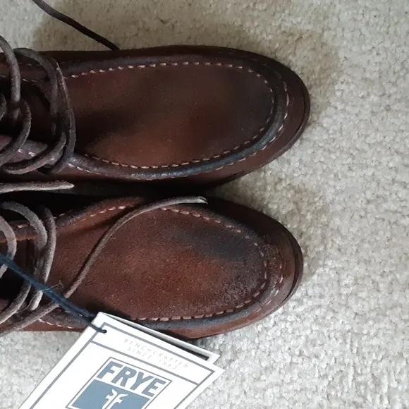 New FRYE BOOTS