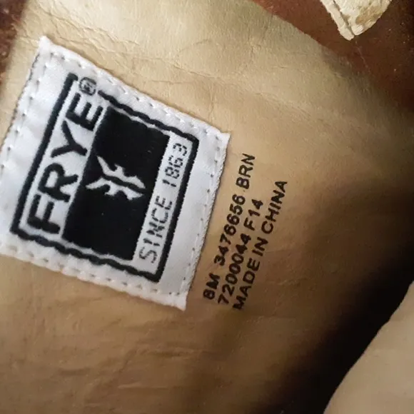 New FRYE BOOTS