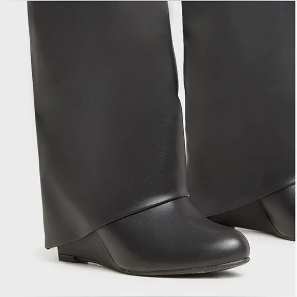 NEW IN BOX Black Fold Over Wedge Heel Wide Calf Pull On Knee High Boots Size 10