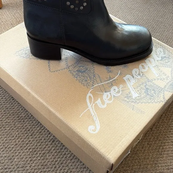 NEW in Box Free People Leather Harmony Studded Boots Black Size 8 1/2