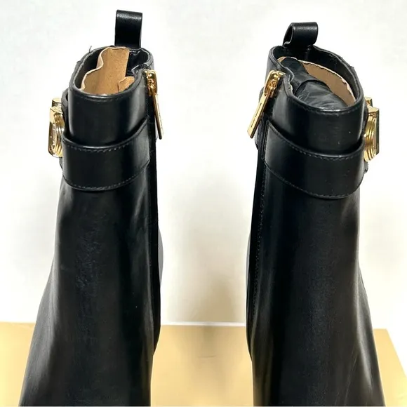 New in Box Michael Michael Kors Black Gold Logo Parker Platform Boots Size 7.5