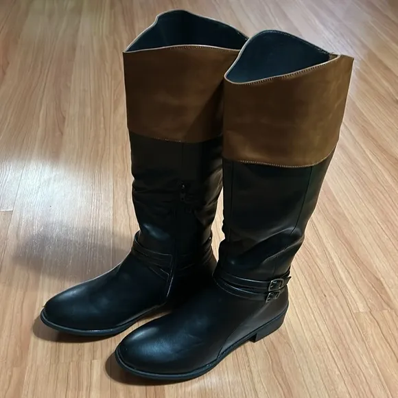 New in box True Craft Riding Boots