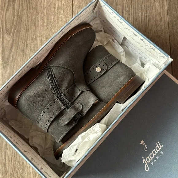NEW! jacadi Paris girl gray suede boots