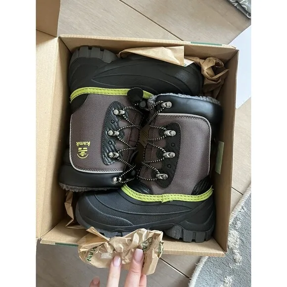 New Kamik Luke 3 Kids Boys Girls Sz 13 Snow Boots Insulated Charcoal
