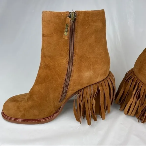 NEW Kelsi Dagger Brooklyn Linx Suede Fringe Boots