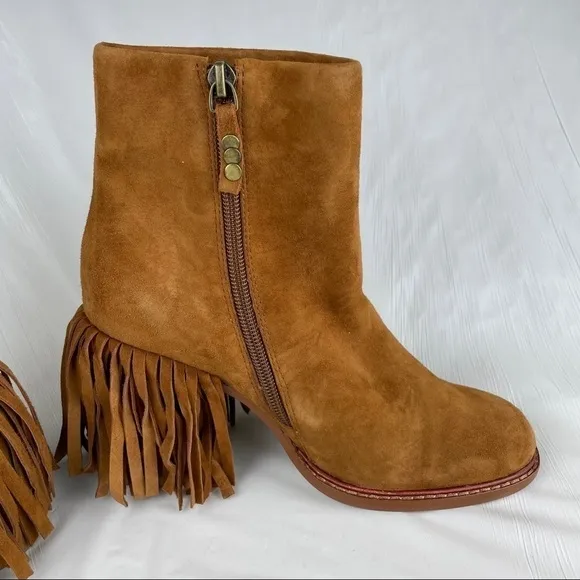 NEW Kelsi Dagger Brooklyn Linx Suede Fringe Boots