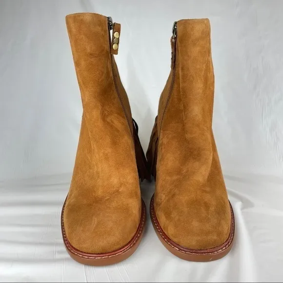 NEW Kelsi Dagger Brooklyn Linx Suede Fringe Boots