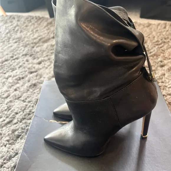 NEW KENNETH COLE NEW YORK LEATHER HEEL BOOTS