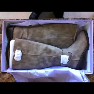 NEW  Madden Girl Wit Riding Boots