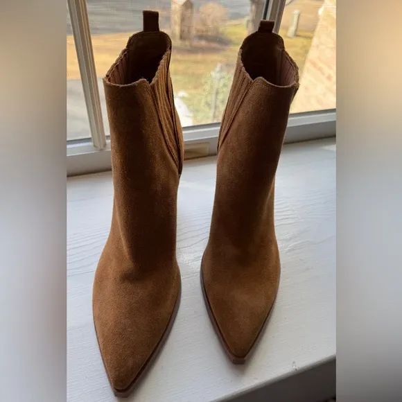 NEW* Marc Fisher Gadri Ankle Bootie Boots Suede Pointed Toe Chunky Heel Size 12