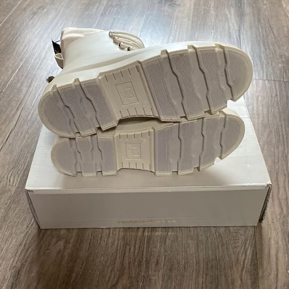 NEW Marc Fisher LTD Waterproof Lug Sole Boots